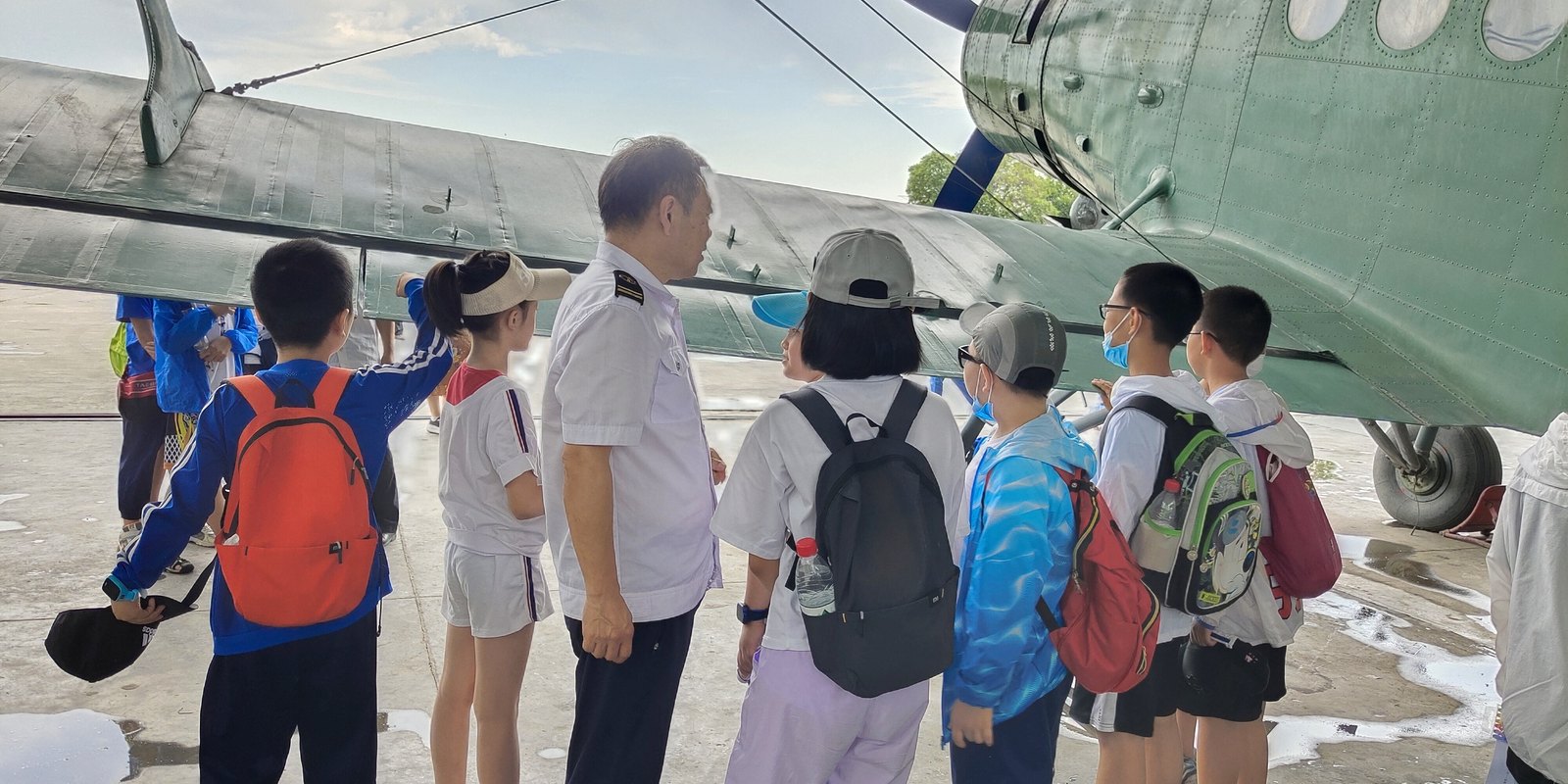 石河子青少年航空主题研学活动